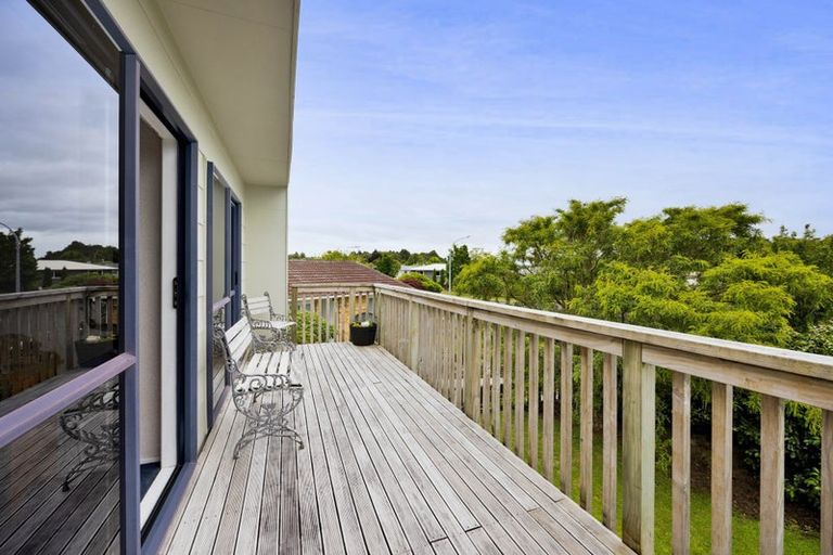 Photo of property in 33 Oberon Street, Stratford, 4332