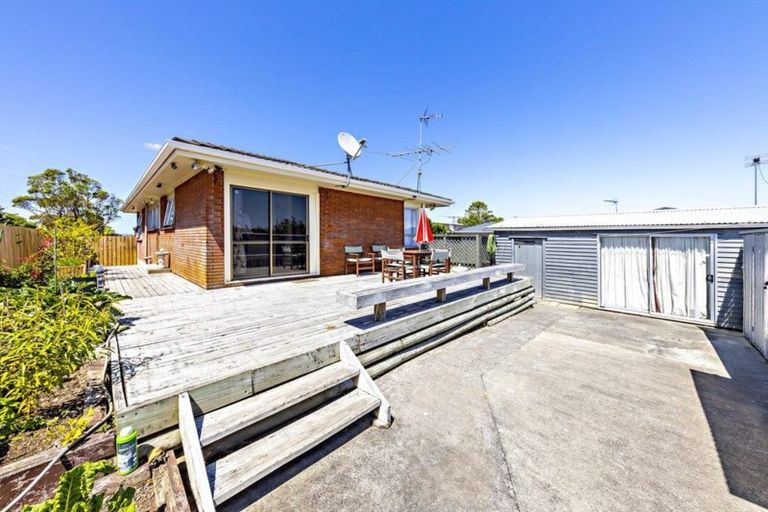 Photo of property in 175 Mahia Road, Wattle Downs, Auckland, 2103