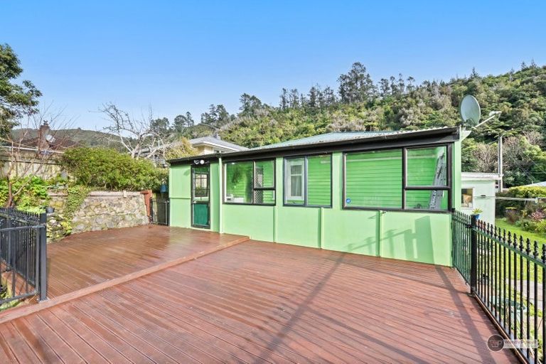 Photo of property in 23 Sunny Grove, Wainuiomata, Lower Hutt, 5014