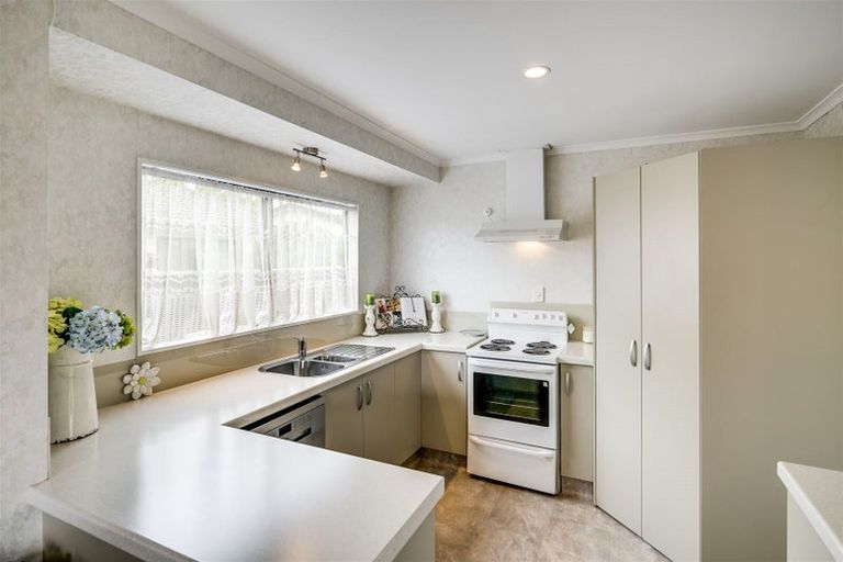 Photo of property in 412 Kennedy Road, Pirimai, Napier, 4112