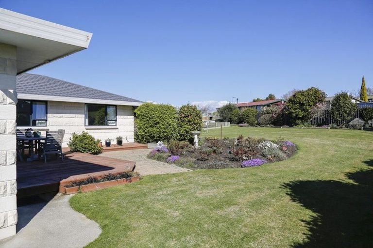 Photo of property in 15 Gordon Street, Weston, Oamaru, 9401