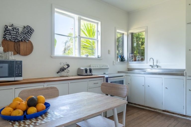 Photo of property in 175 Roebuck Road, Gisborne, 4010