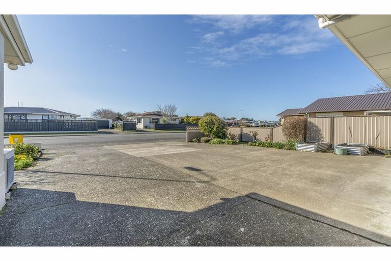Photo of property in 126 Carvarvon Street, Glengarry, Invercargill, 9810