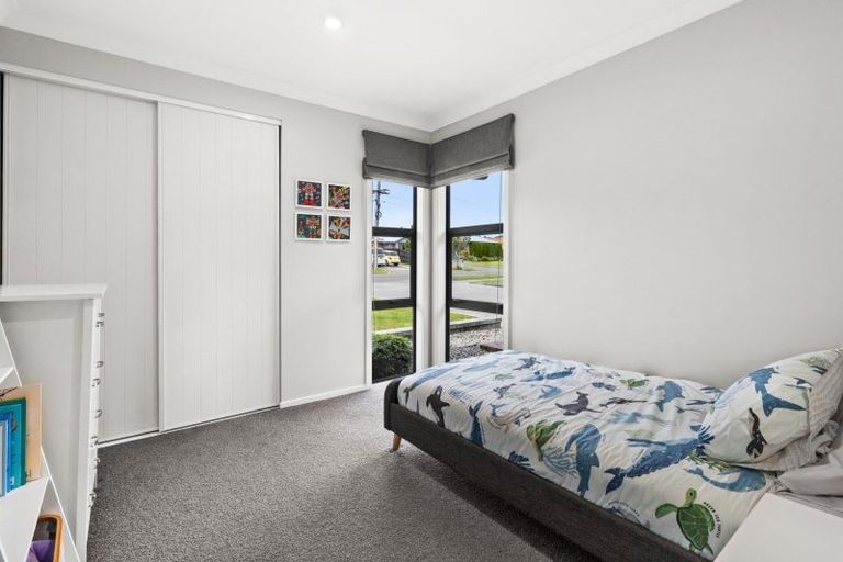 Photo of property in 45a Arataki Road, Havelock North, 4130