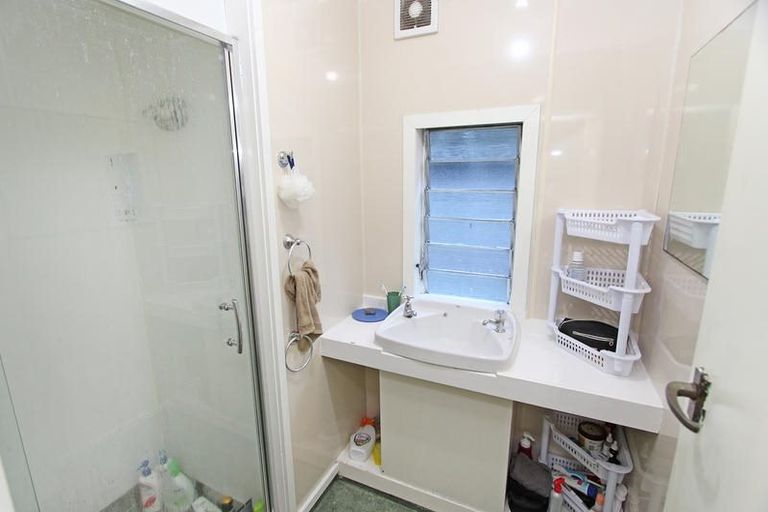 Photo of property in 17 Warrender Street, North Dunedin, Dunedin, 9016