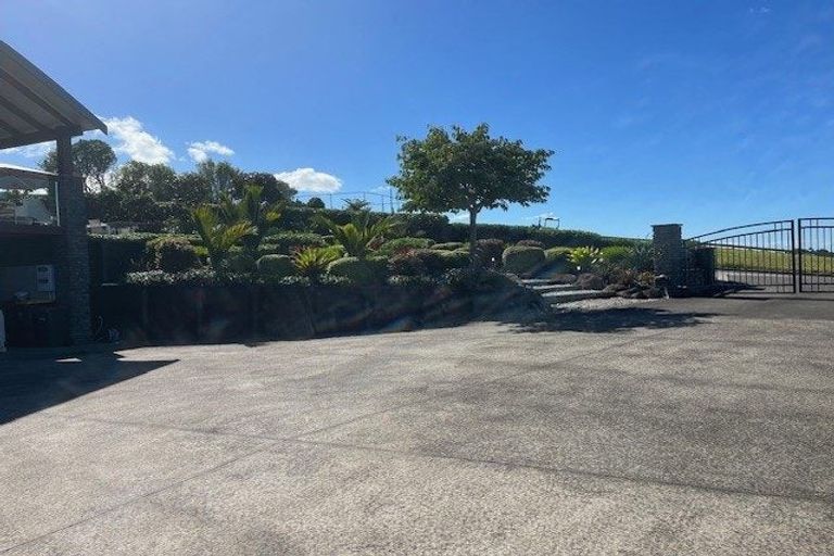 Photo of property in 9 Mott Lane, Whitford, Howick, 2571