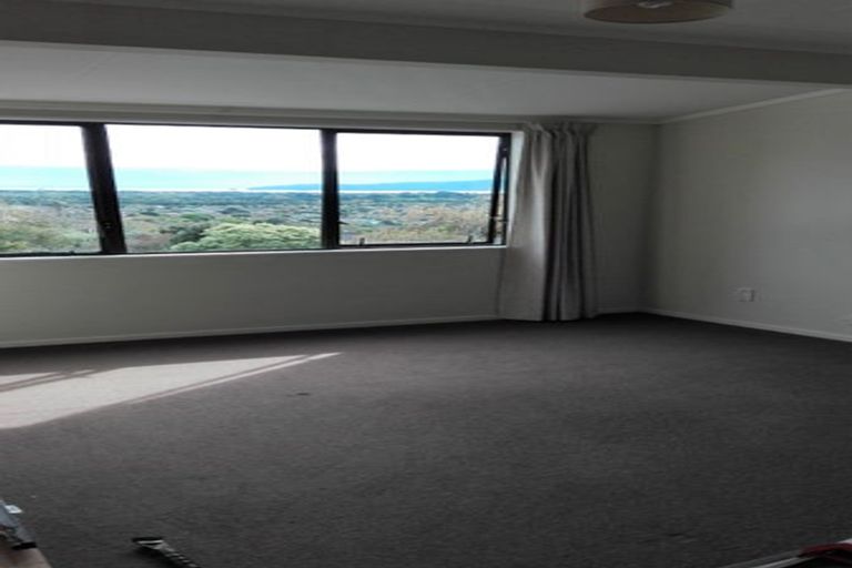 Photo of property in 69 Kotare Street, Waikanae, 5036