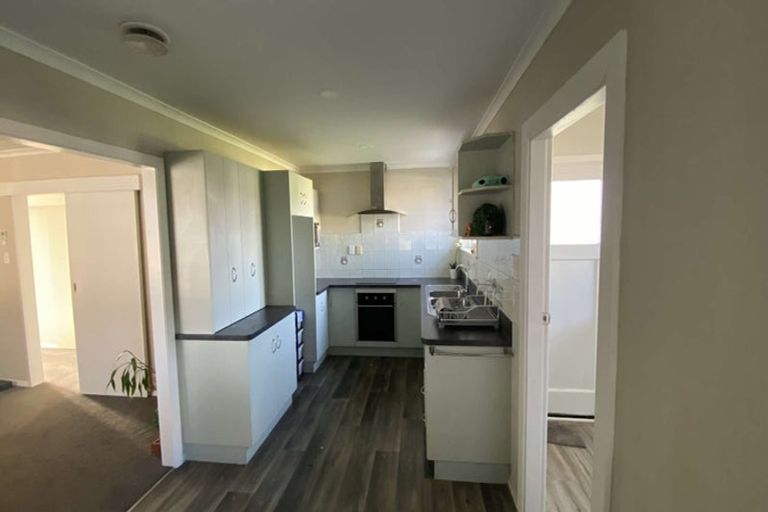 Photo of property in 6 Rainey Grove, Taita, Lower Hutt, 5011