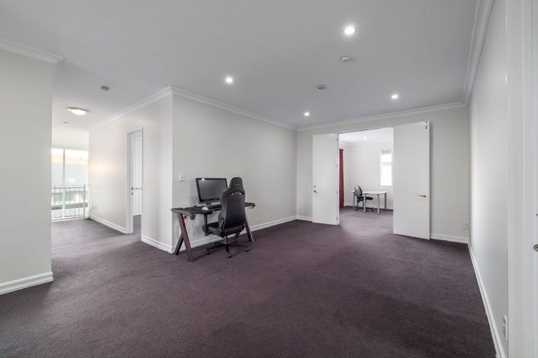 Photo of property in 92 Bibiana Street, Aidanfield, Christchurch, 8025