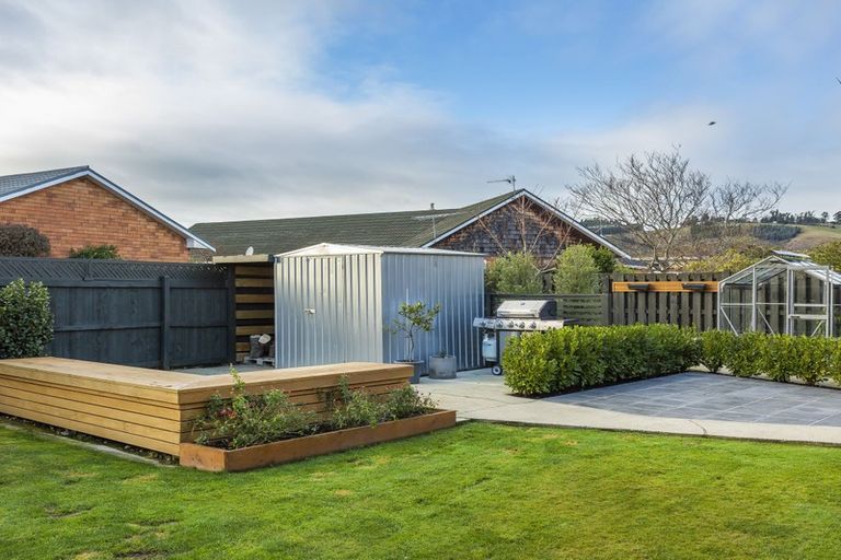 Photo of property in 2 Kent Place, Mosgiel, 9024