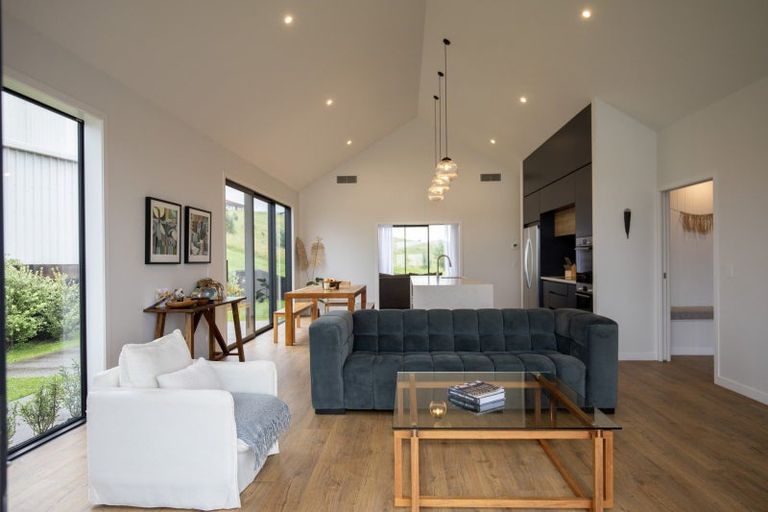 Photo of property in 18 Maataitai Road, Raglan, 3225