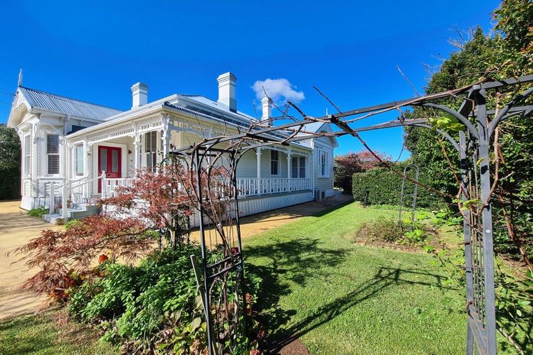 Photo of property in 756 Rings Road, Coromandel, 3506