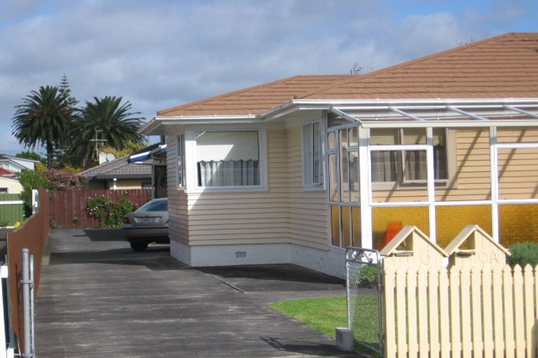 Photo of property in 2/6 Browns Avenue, Pakuranga, Auckland, 2010