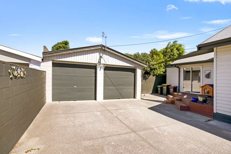 Photo of property in 19 Riwai Street, Templeton, Christchurch, 8042