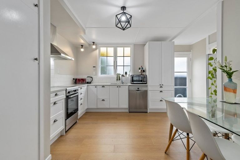 Photo of property in 10 Kitchener Street, Claudelands, Hamilton, 3214