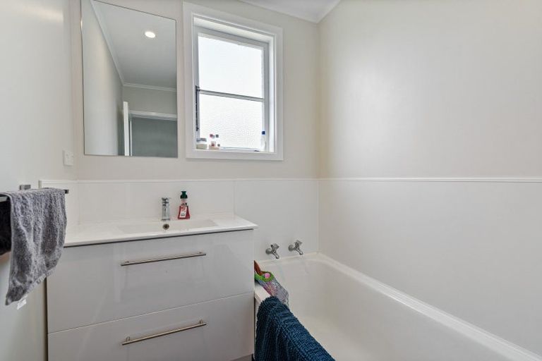 Photo of property in 14 Clinkard Avenue, Glenholme, Rotorua, 3010