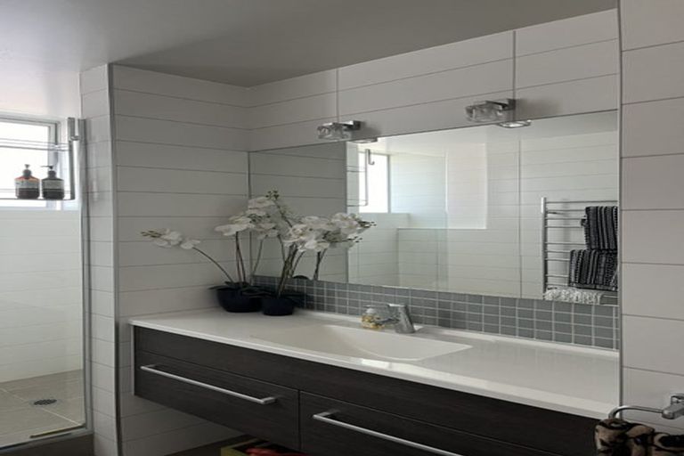 Photo of property in 3/381 Tamaki Drive, Saint Heliers, Auckland, 1071