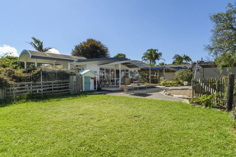 Photo of property in 18 Karaka Road, Otumoetai, Tauranga, 3110