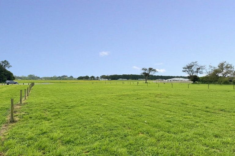 Photo of property in 27 Riverside Drive, Ohau, 5570