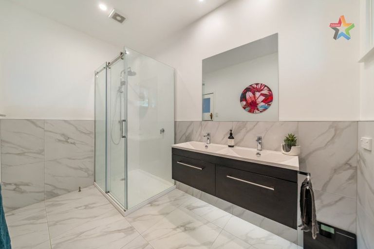 Photo of property in 44 Norton Park Avenue, Fairfield, Lower Hutt, 5011