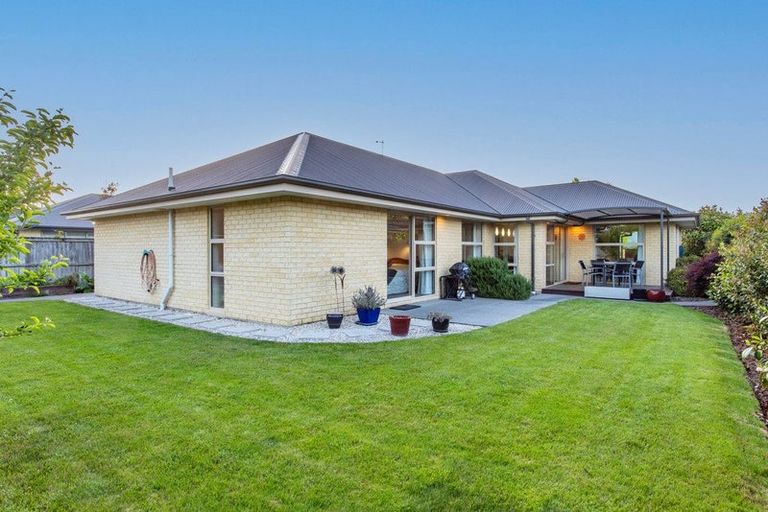 Photo of property in 22 Churchill Drive, Rangiora, 7400