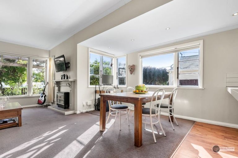 Photo of property in 14 Raymond Terrace, Fairfield, Lower Hutt, 5011