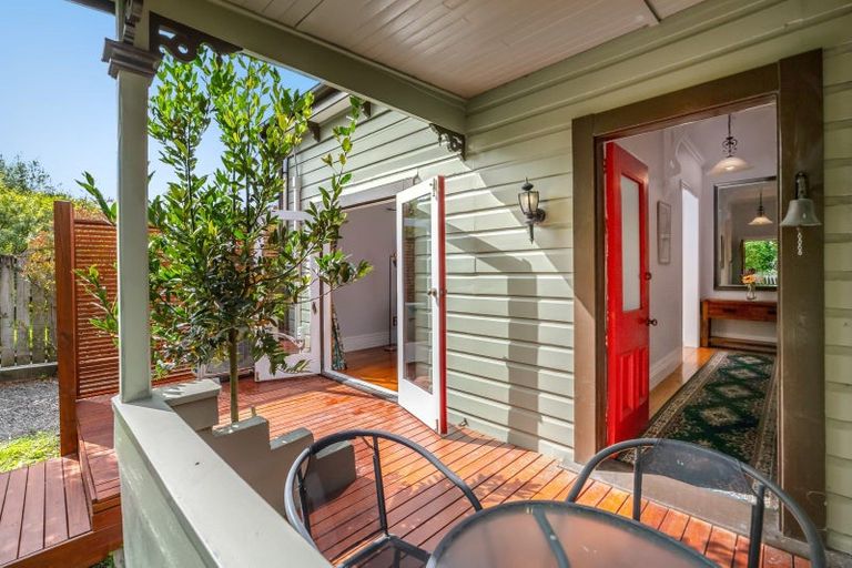 Photo of property in 11 Waite Street, Featherston, 5710