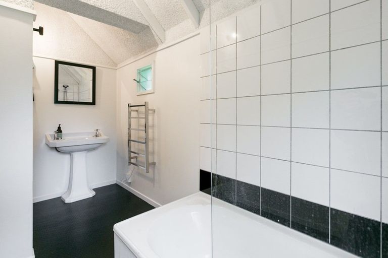 Photo of property in 46 Tanner Street, Havelock North, 4130