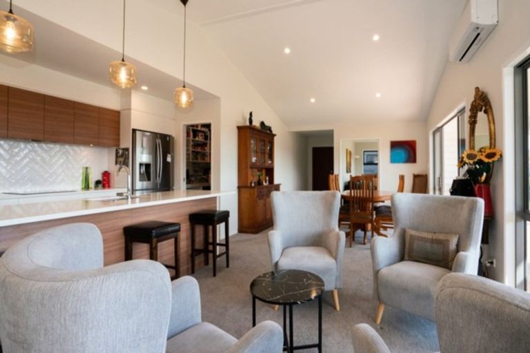 Photo of property in 16 Nolan Place, Katikati, 3129