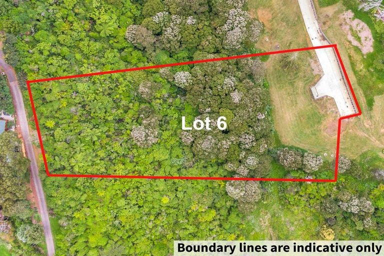 Photo of property in 659b South Titirangi Road, Titirangi, Auckland, 0604