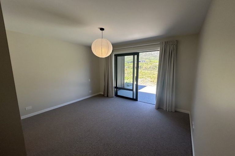 Photo of property in 73 Spur Ridge Rise, Jacks Point, 9371