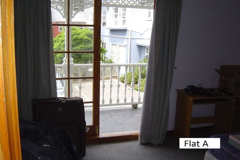 Photo of property in 5 Hanson Street, Mount Cook, Wellington, 6021