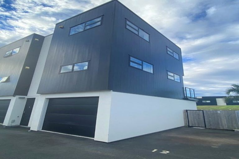 Photo of property in 12/18 Ashley Place, Papamoa Beach, Papamoa, 3118