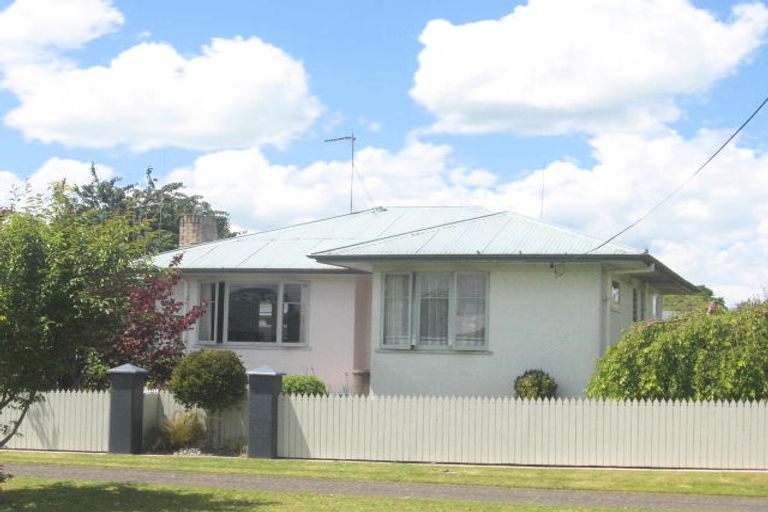 Photo of property in 27 Weld Street, Cambridge, 3434