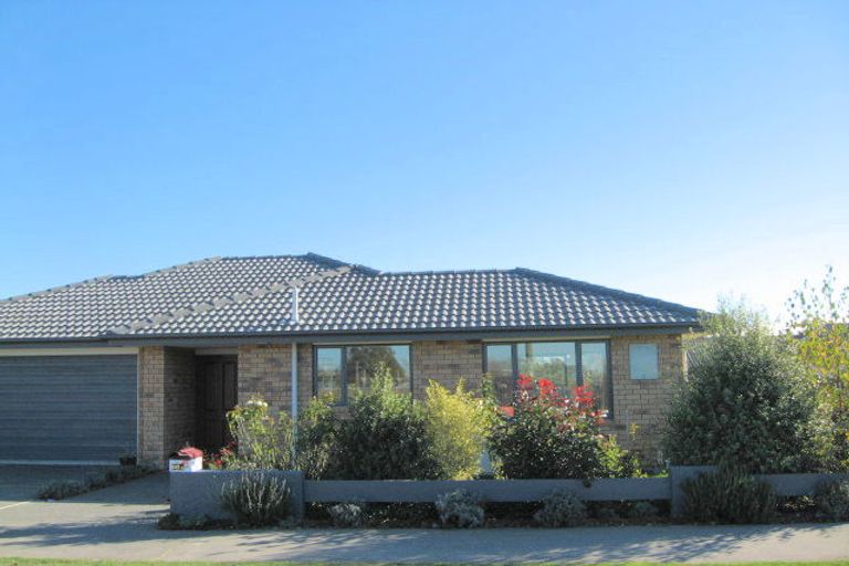 Photo of property in 55a Tyrone Street, Belfast, Christchurch, 8051