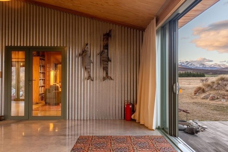 Photo of property in 320 Manuka Terrace, Ben Ohau, Twizel, 7999