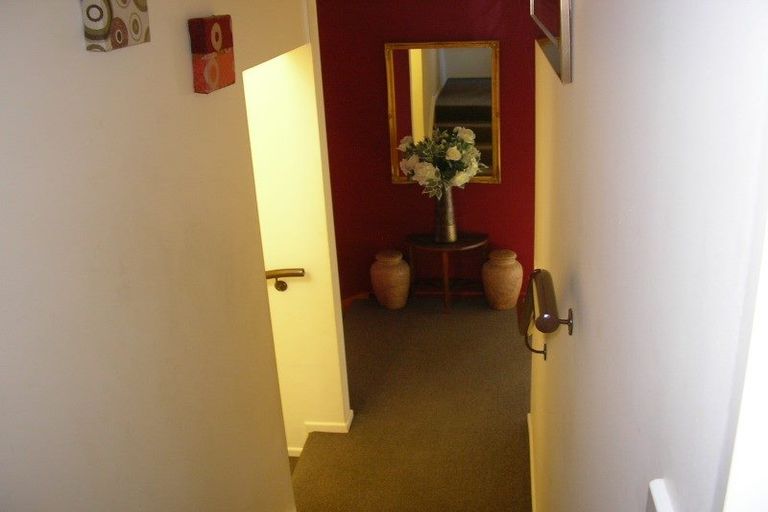 Photo of property in 42 Korua Street, Moana, 7872