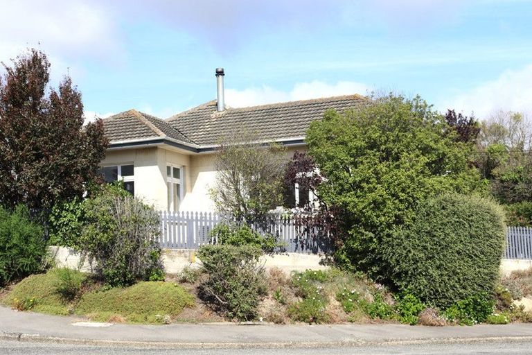 Photo of property in 74 Tyne Street, South Hill, Oamaru, 9400