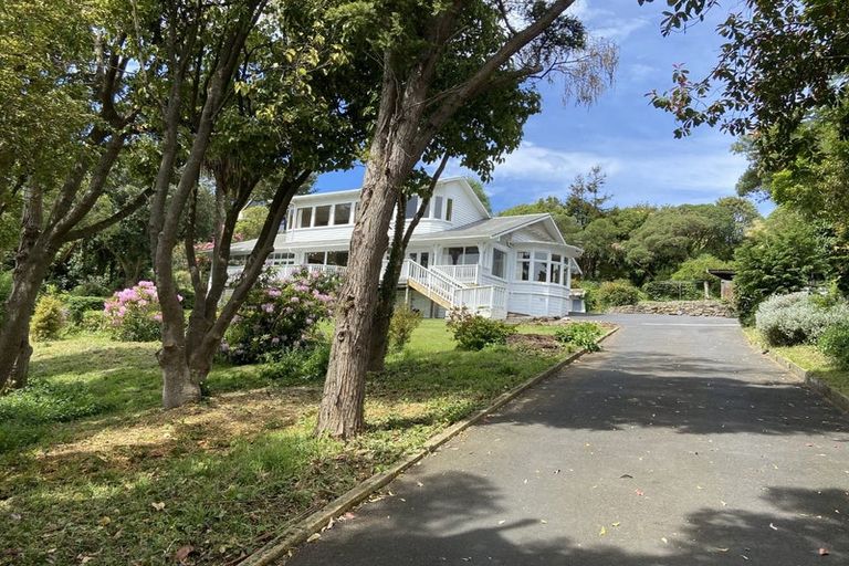 Photo of property in 21 Marine Parade, Macandrew Bay, Dunedin, 9014