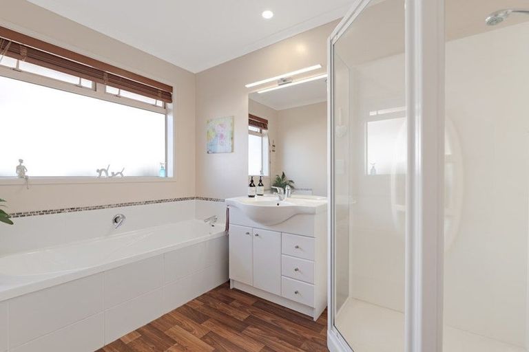 Photo of property in 19 Clydesburn Avenue, Te Puke, 3119