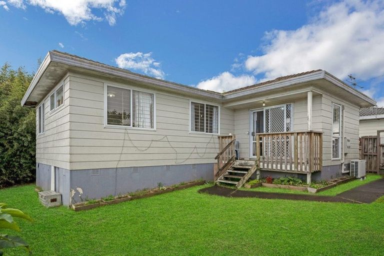 Photo of property in 2/30 Coombe Avenue, Otara, Auckland, 2023