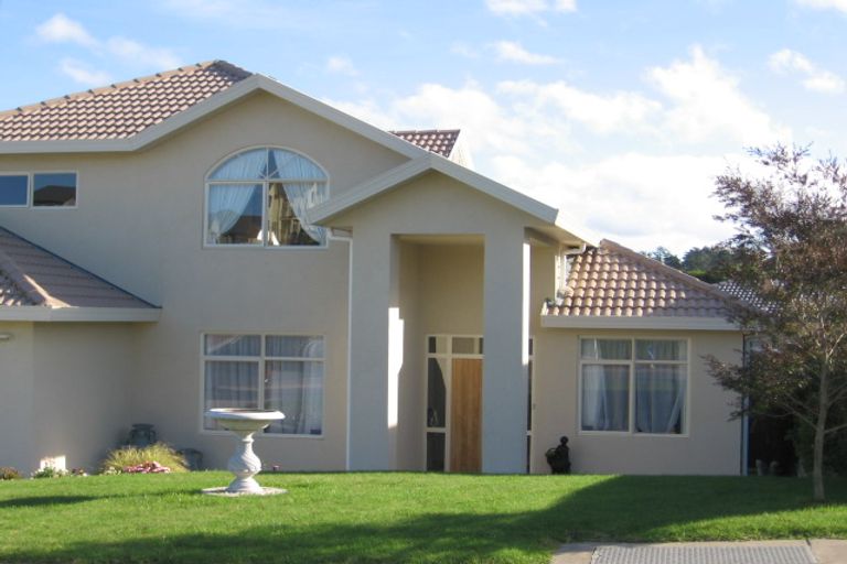 Photo of property in 21 Medallion Drive, Oteha, Auckland, 0632