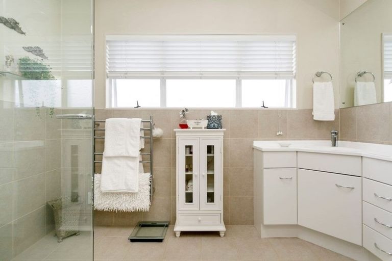 Photo of property in 5 Grace Crescent, Richmond Heights, Taupo, 3330