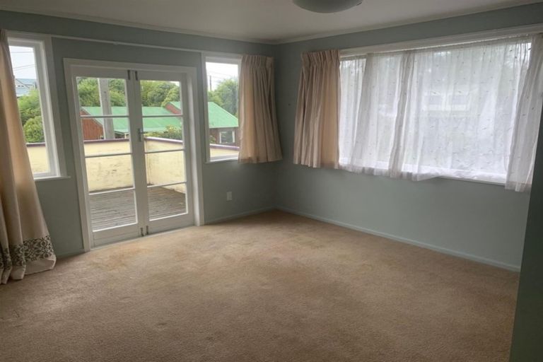 Photo of property in 727 Swanson Road, Swanson, Auckland, 0612