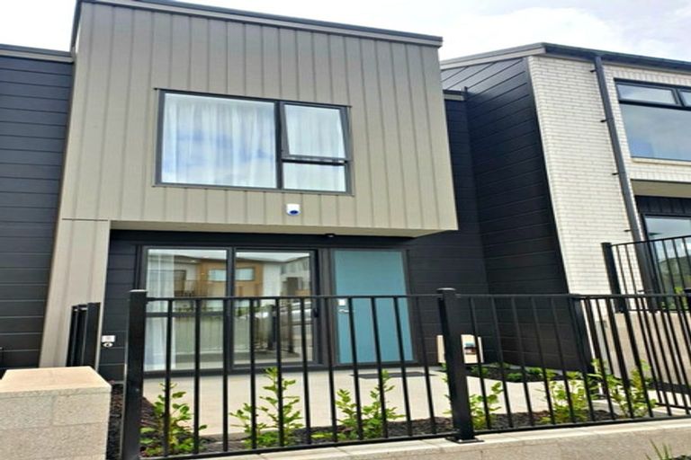 Photo of property in 14 Timu Road, Long Bay, Auckland, 0630