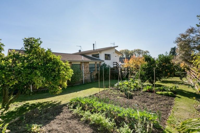 Photo of property in 2 Padfield Place, Havelock North, 4130