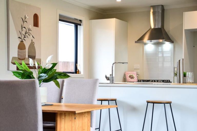 Photo of property in 5 Manawaroa Close, Grandview Heights, Hamilton, 3200