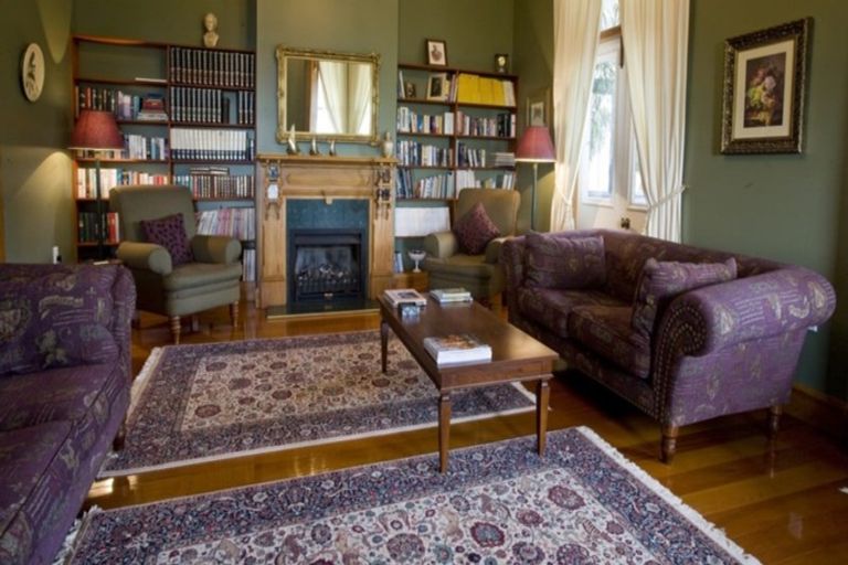 Photo of property in Mchardy Homestead, 11 Bracken Street, Hospital Hill, Napier, 4110