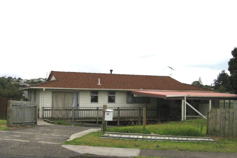Photo of property in 17 Tawavale Crescent, Totara Vale, Auckland, 0629