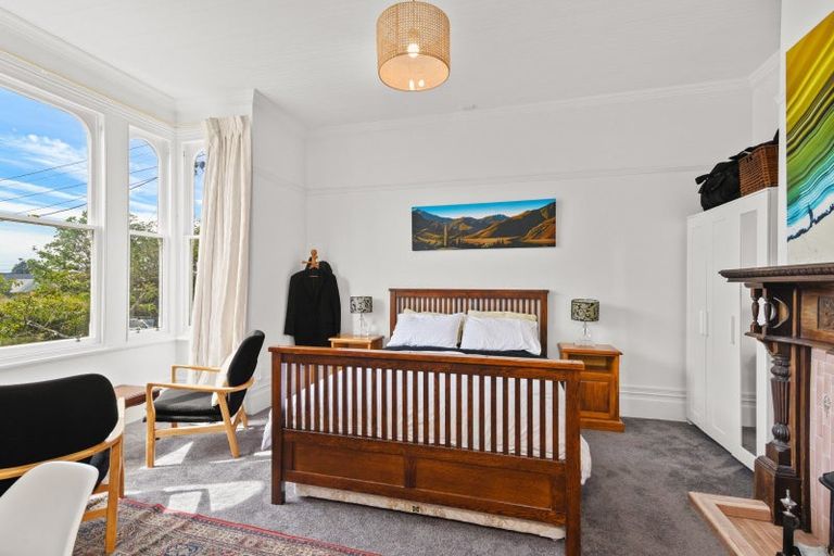 Photo of property in 30 Hobson Street, Saint Clair, Dunedin, 9012